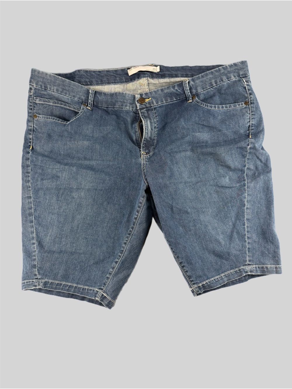 Old Navy Women's Light Blue Denim Bermuda Shorts